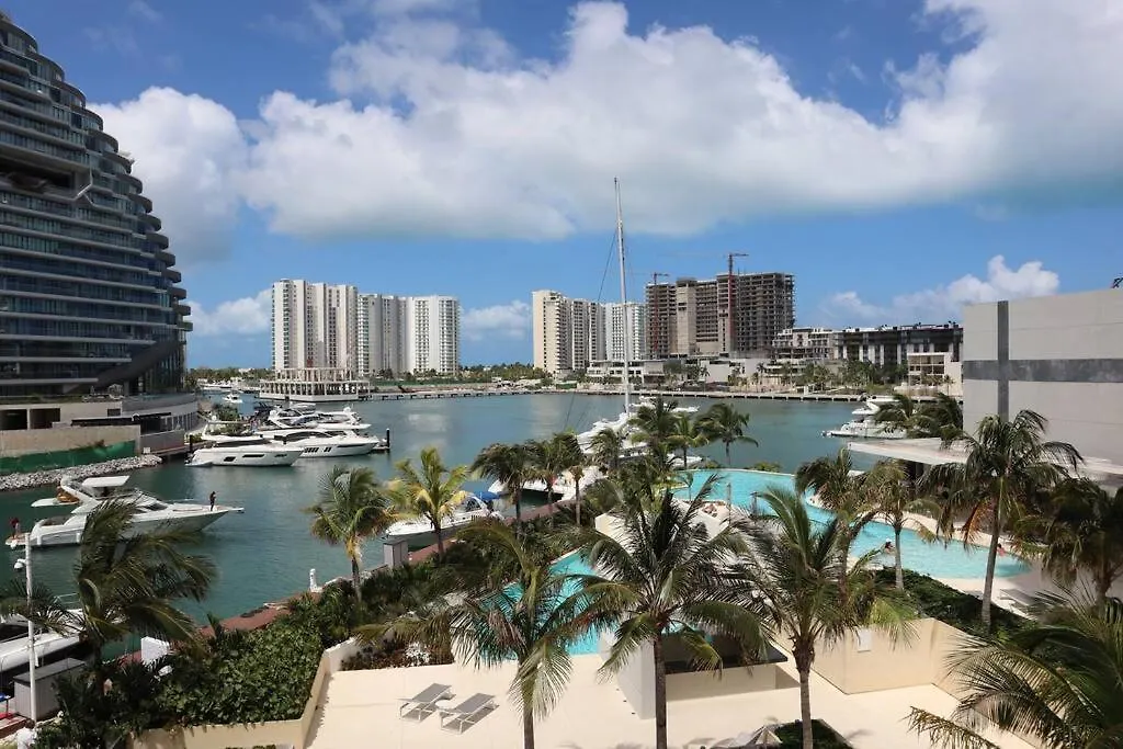 Exclusivo Alojamiento En Marina Puerto Cancun - Marina405 - Apartment