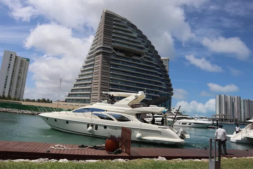 Exclusivo Alojamiento En Marina Puerto Cancun - Marina405 - Mexico