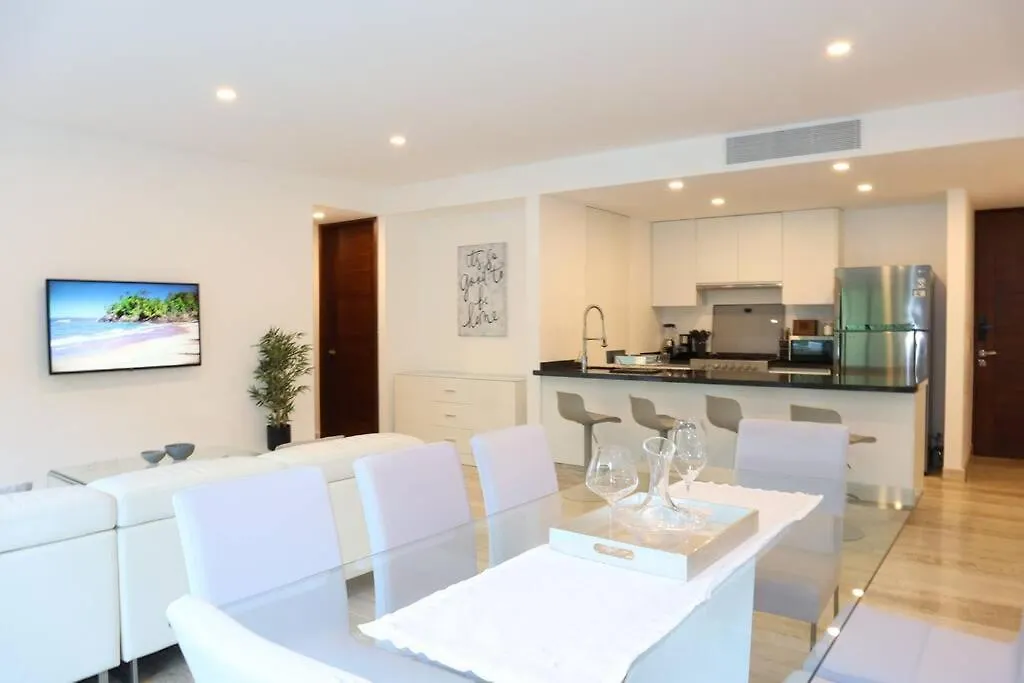 Exclusivo Alojamiento En Marina Puerto Cancun - Marina405 - Apartment